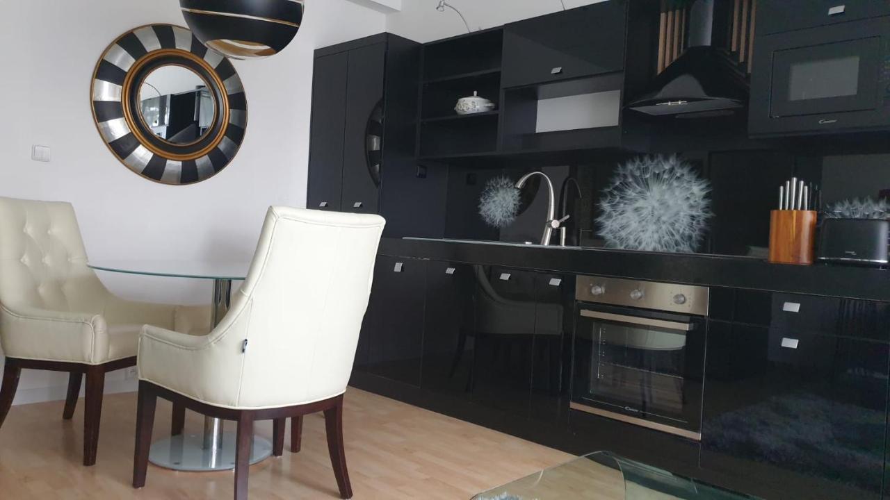 Kvetinovy Apartman A3B V Chomutove Ngoại thất bức ảnh